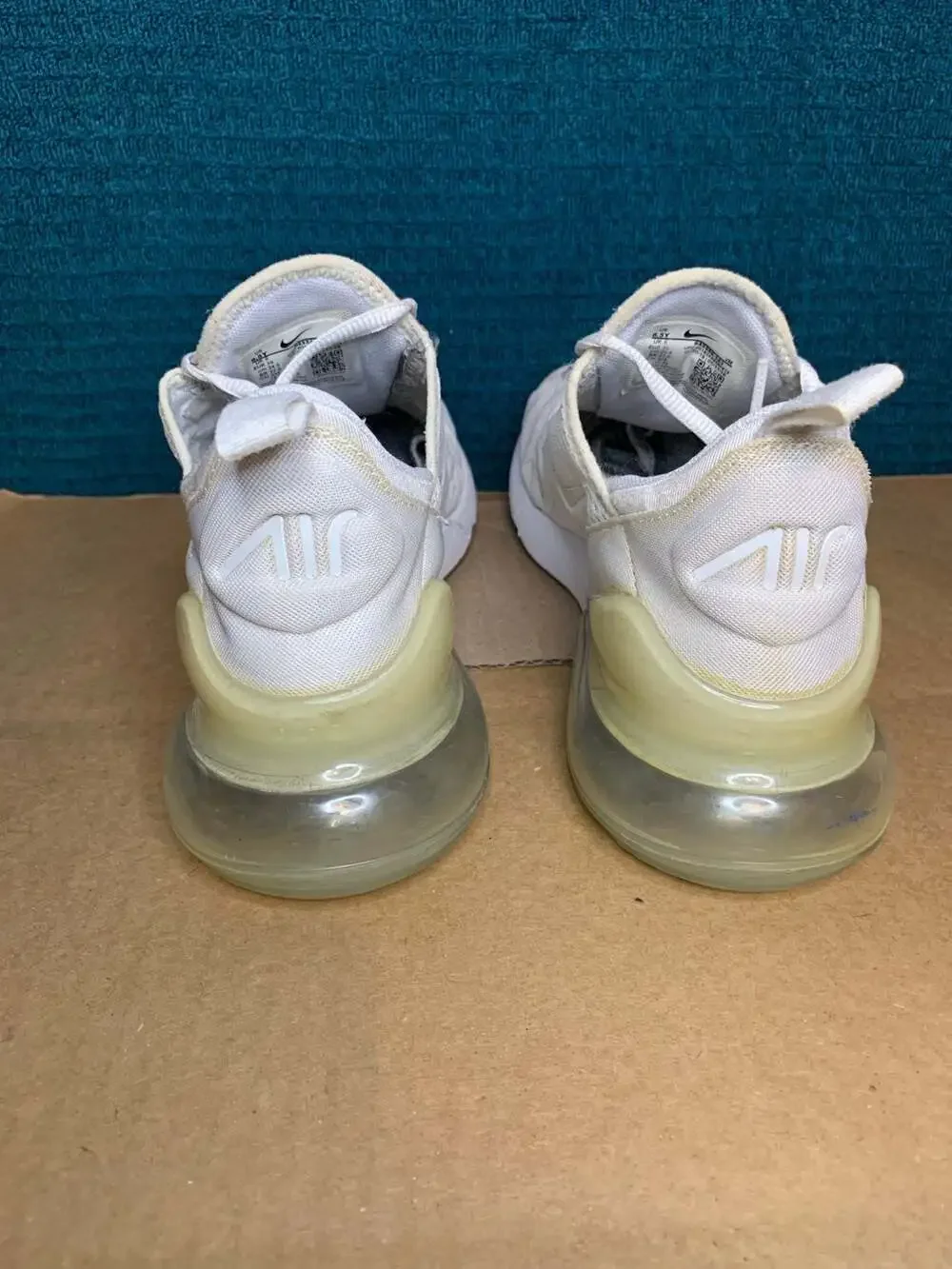 Nike Air Max 270 White Metallic Silver 943345-103 Youth Size 6.5Y - Picture 4 of 7